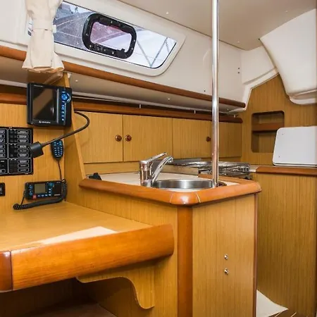 Hotel en barco Bed On Boat 32021 Corfu *